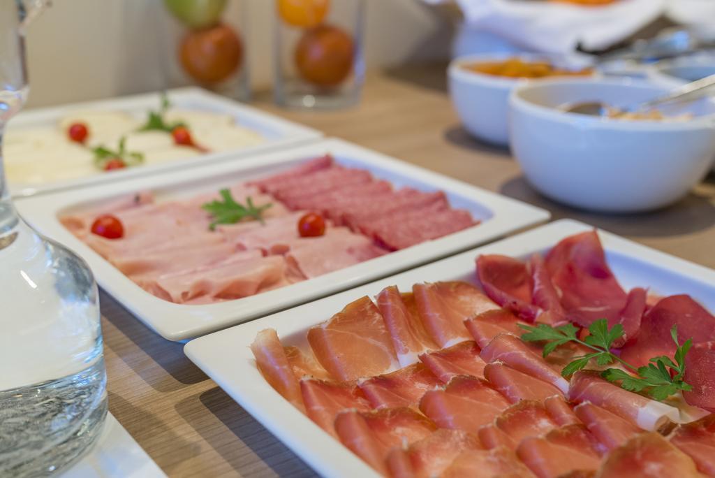 伊丽方特酒店 Ora / Auer 外观 照片